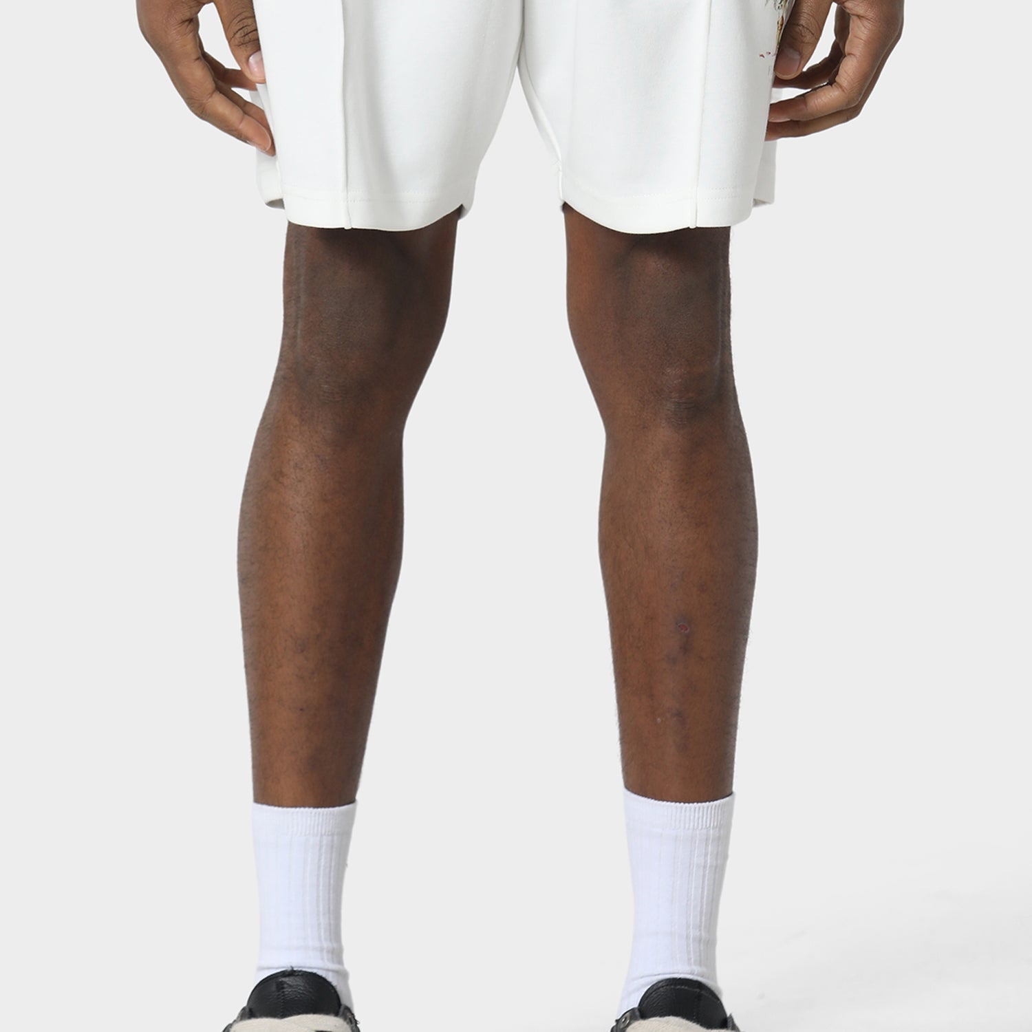 Giardino Shorts Off White